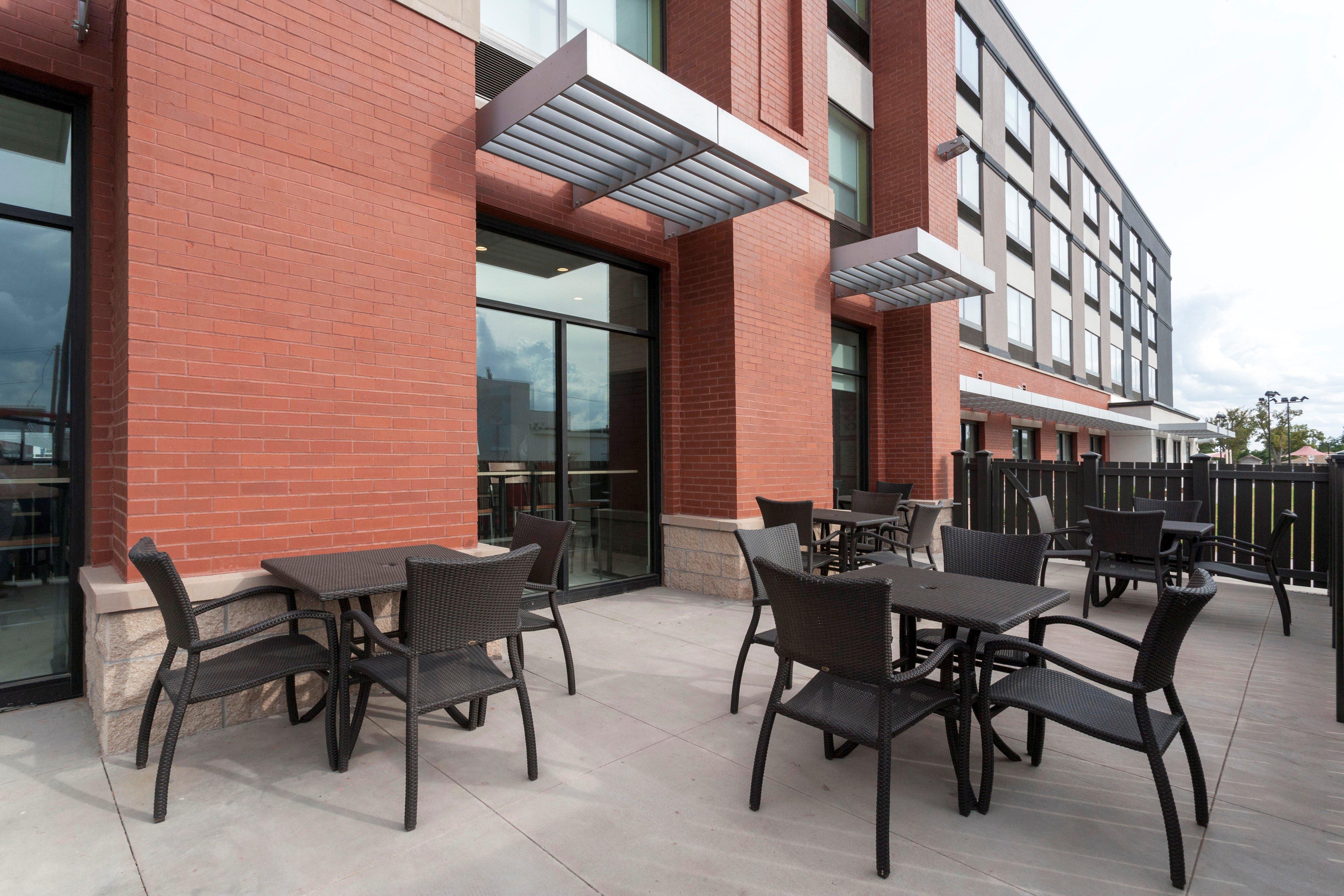 Holiday Inn Express & Suites - Dodge City By Ihg Ngoại thất bức ảnh